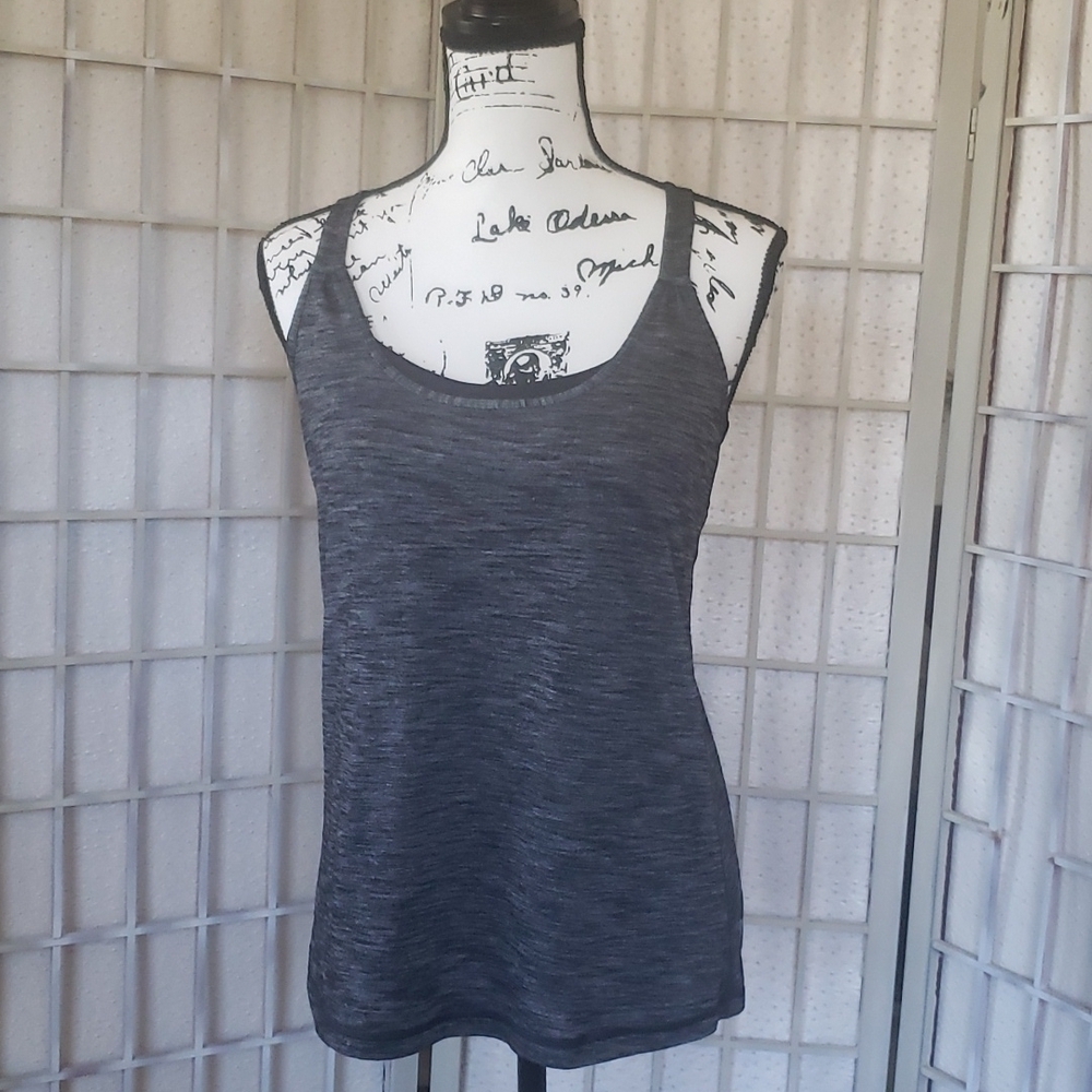 Lululemon black bra with gray cross racerback top 8